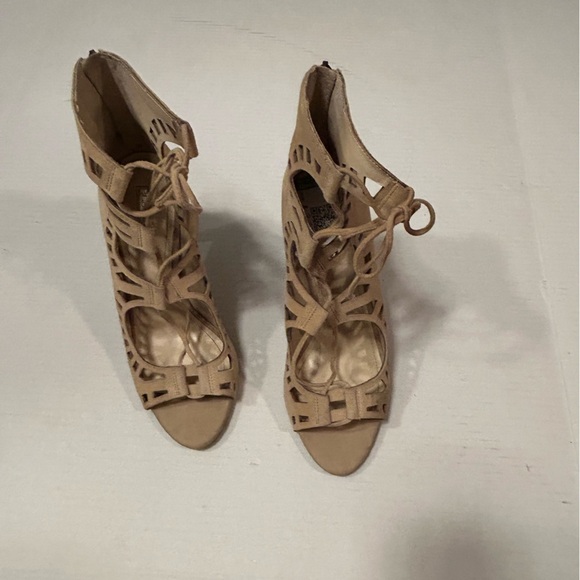 BCBGeneration tan lace up high heel stiletto, size 10M. - Picture 1 of 7